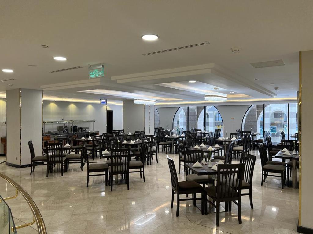 Al Ansar Golden Tulip Medina Exterior foto